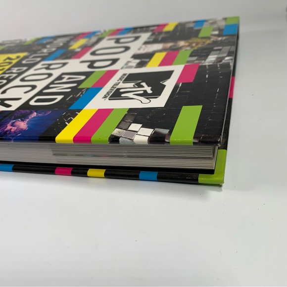 MTV Pop and Rock World Records 2011 Hardbound byLuke Crampton & Dafydd Rees - Picture 5 of 9
